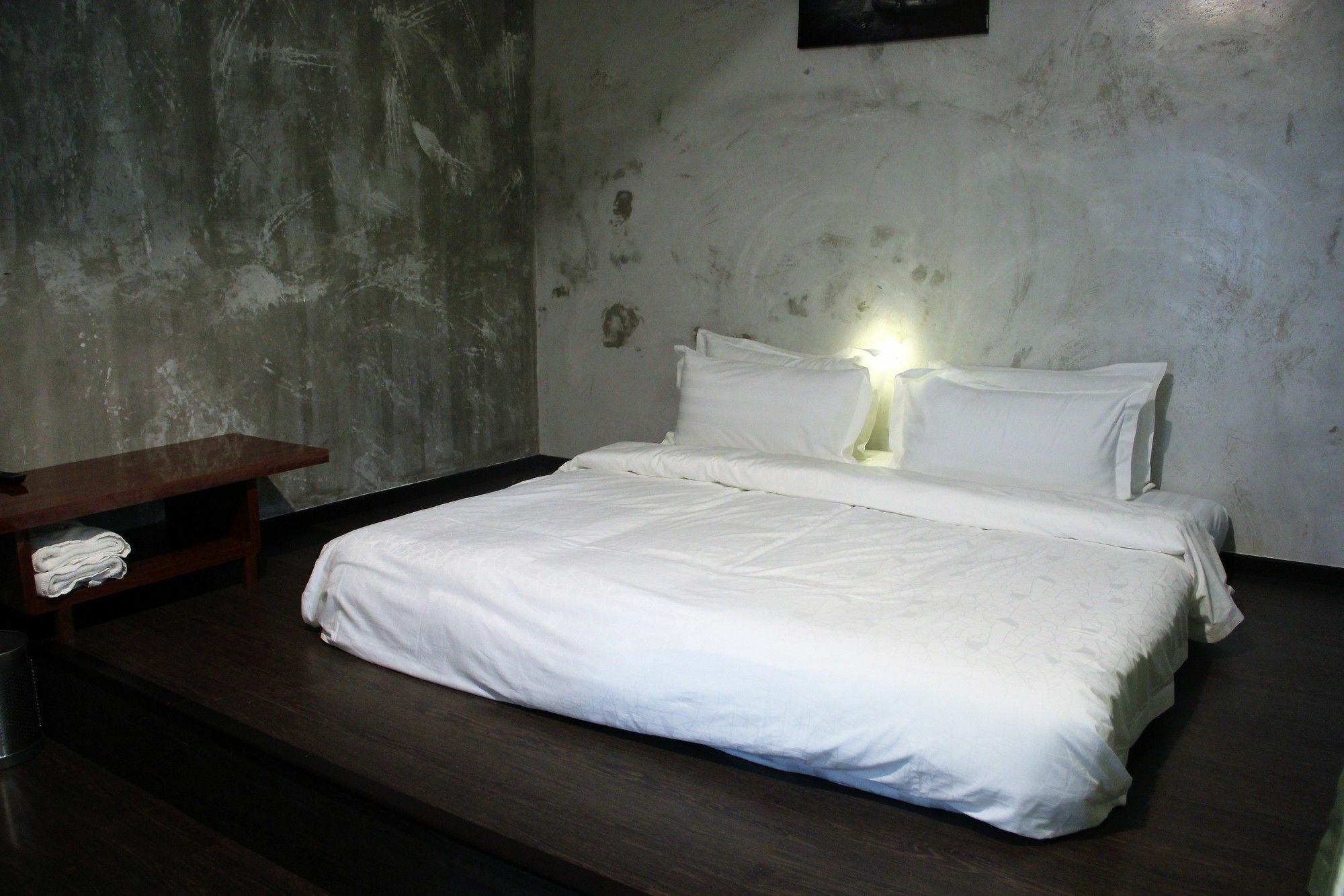 Oyo 1119 Memoire Express Hotel Kuching Exterior foto